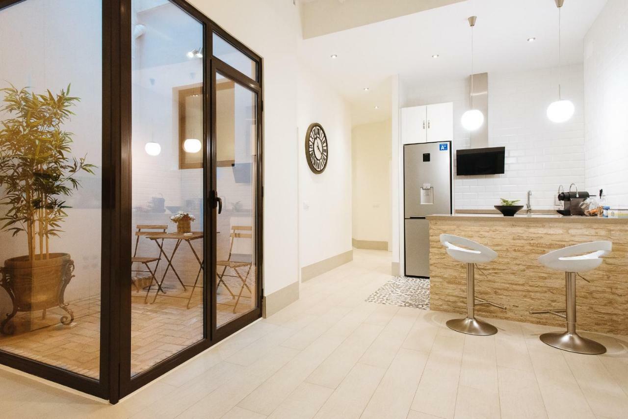 Luxury Apartment Penuelas Free Parking Севиля Екстериор снимка