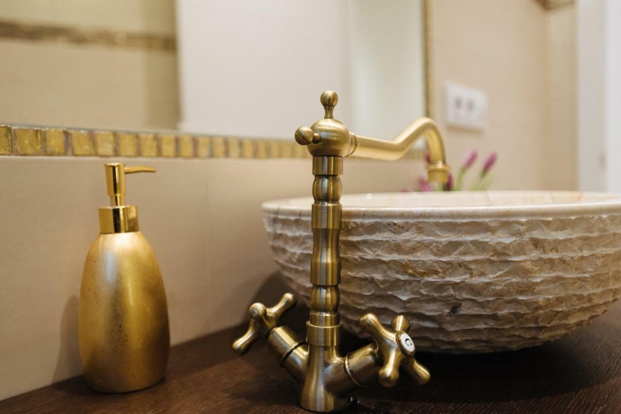 Luxury Apartment Penuelas Free Parking Севиля Екстериор снимка