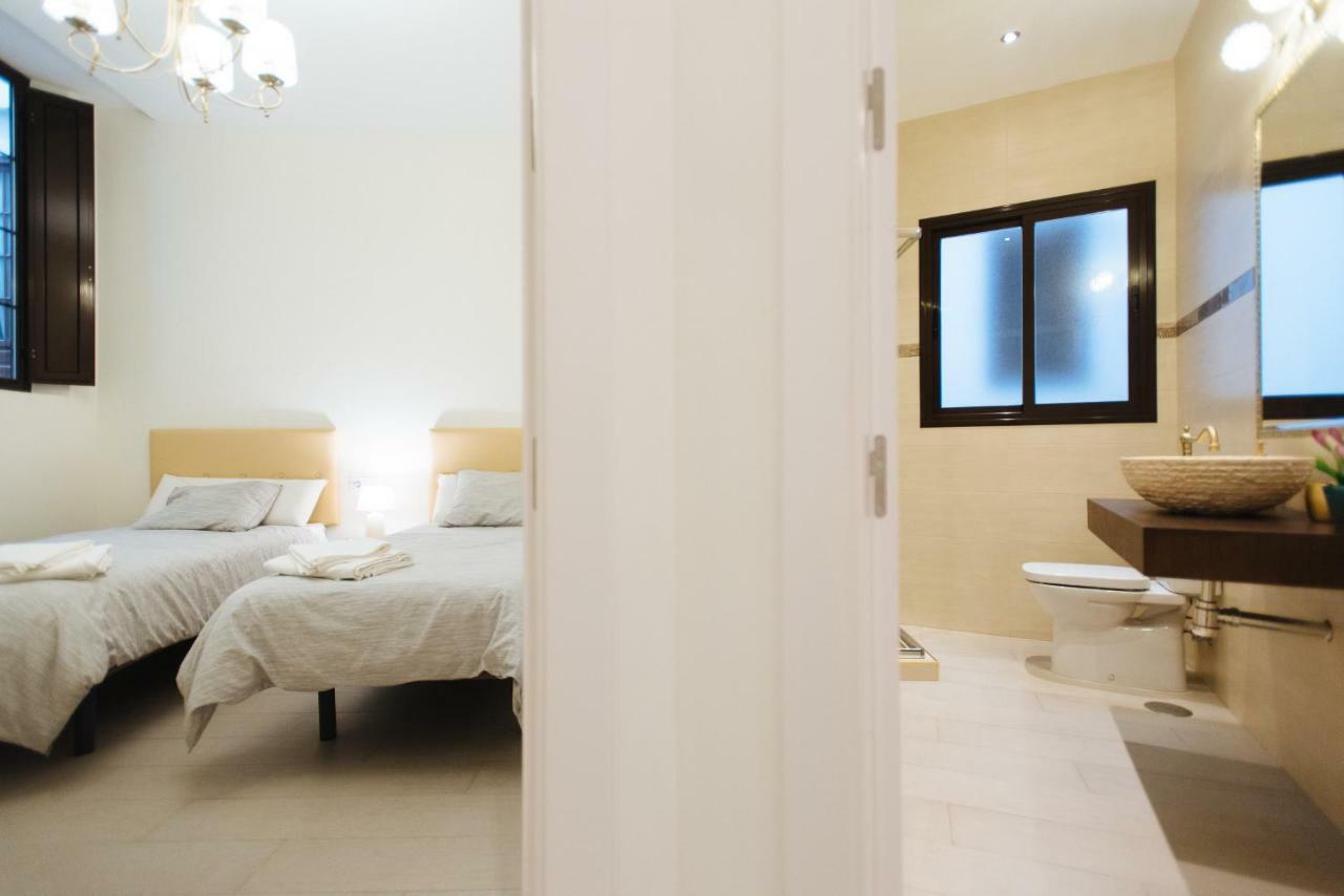 Luxury Apartment Penuelas Free Parking Севиля Екстериор снимка