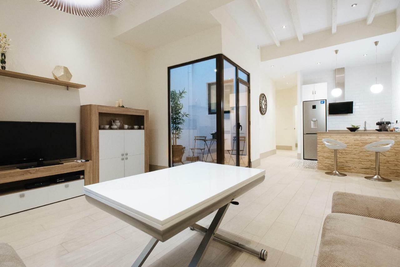 Luxury Apartment Penuelas Free Parking Севиля Екстериор снимка