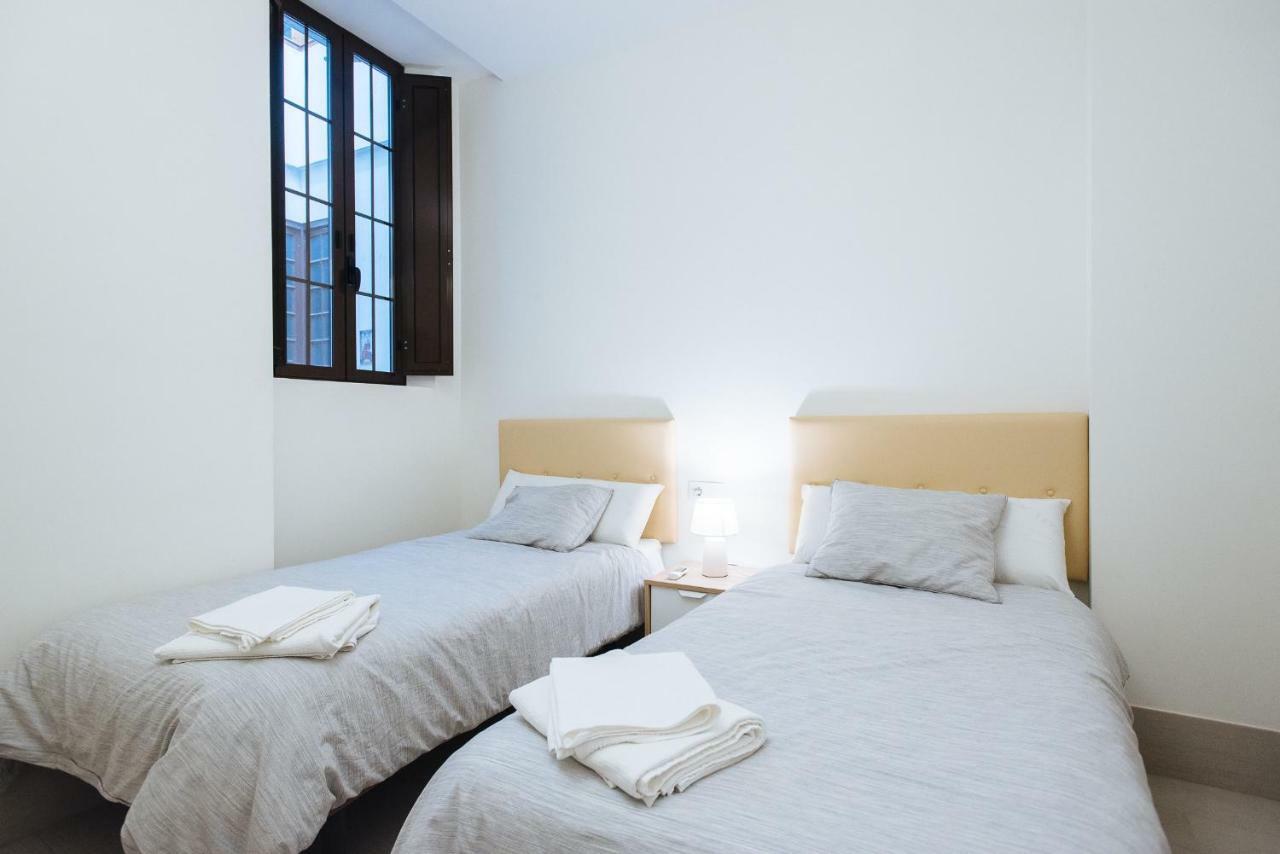 Luxury Apartment Penuelas Free Parking Севиля Екстериор снимка