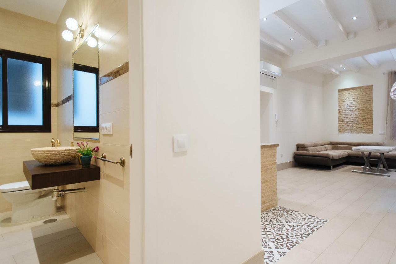 Luxury Apartment Penuelas Free Parking Севиля Екстериор снимка